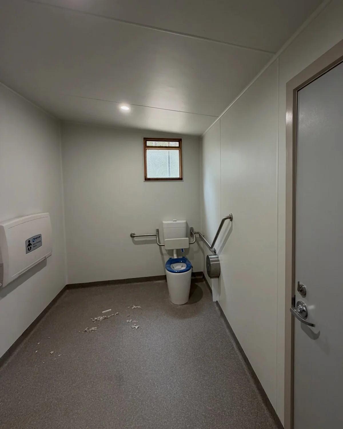 Refurbished public toilet interior in Fryerstown by Takshak Built